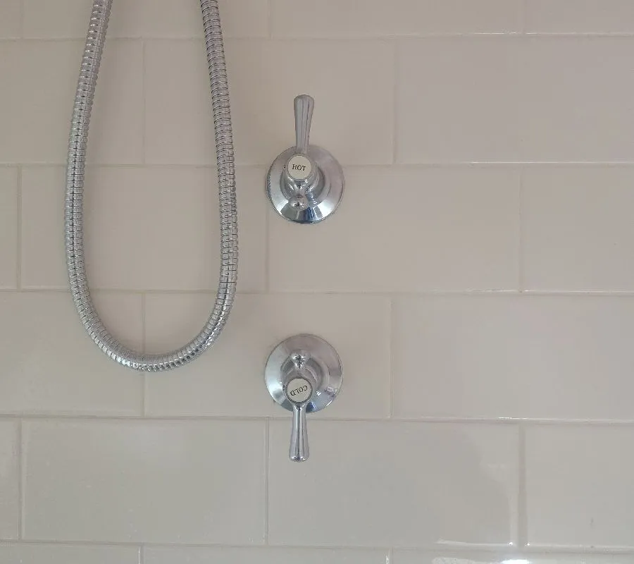 2026 January 6 Jarrod JN49097 New ensuite taps_Millbridge.jpg