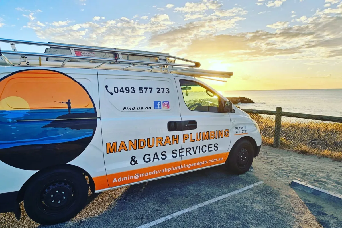 Mandurah-Plumbing-and-Gas-Vehicle-scaled - Cover.jpg
