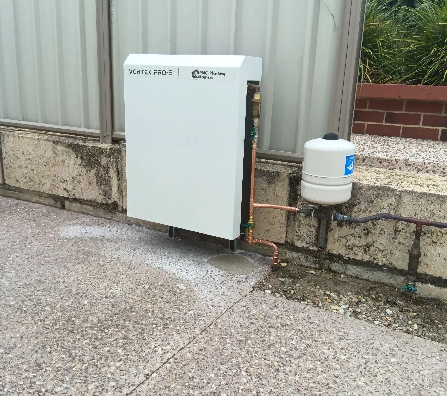 2026 March 27 JN49460 Chris and Dean Water filter installation front_Australind.jpg