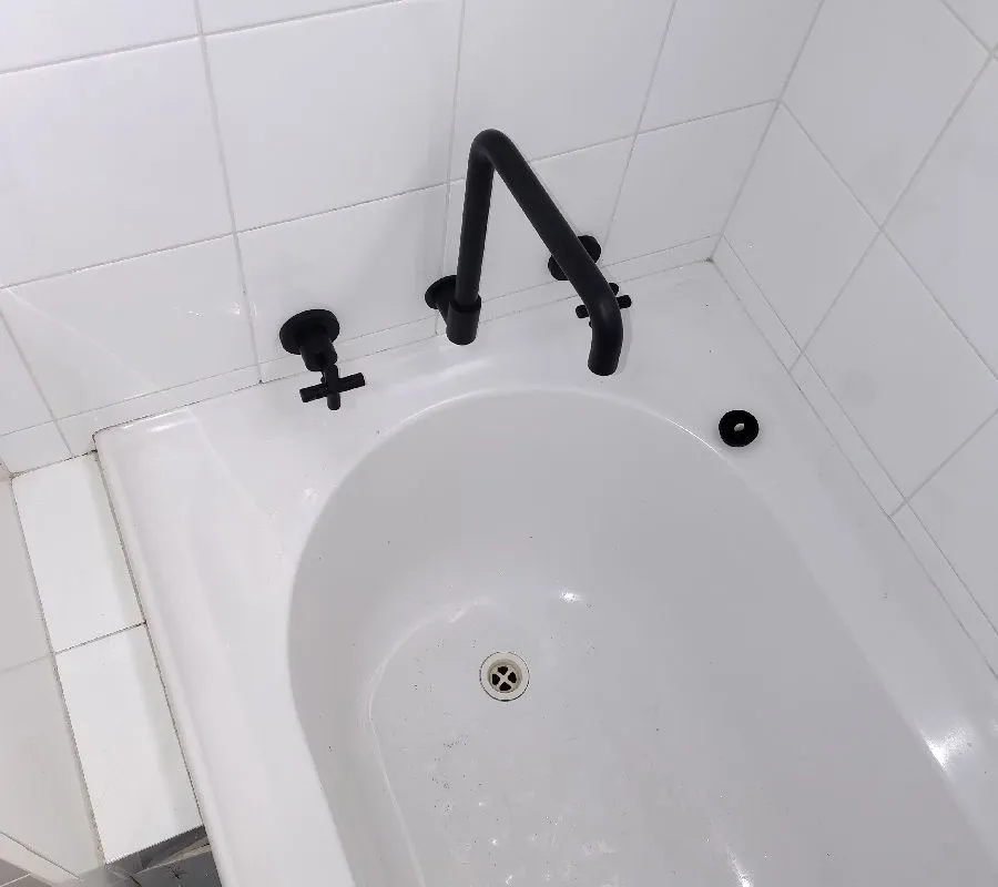 2025 December 8 Sheymus JN48935 New bath spout and taps_Glen Iris.jpg
