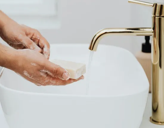 bathroom-01.jpg