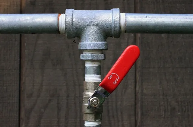 plumbing-1433606_640.jpg